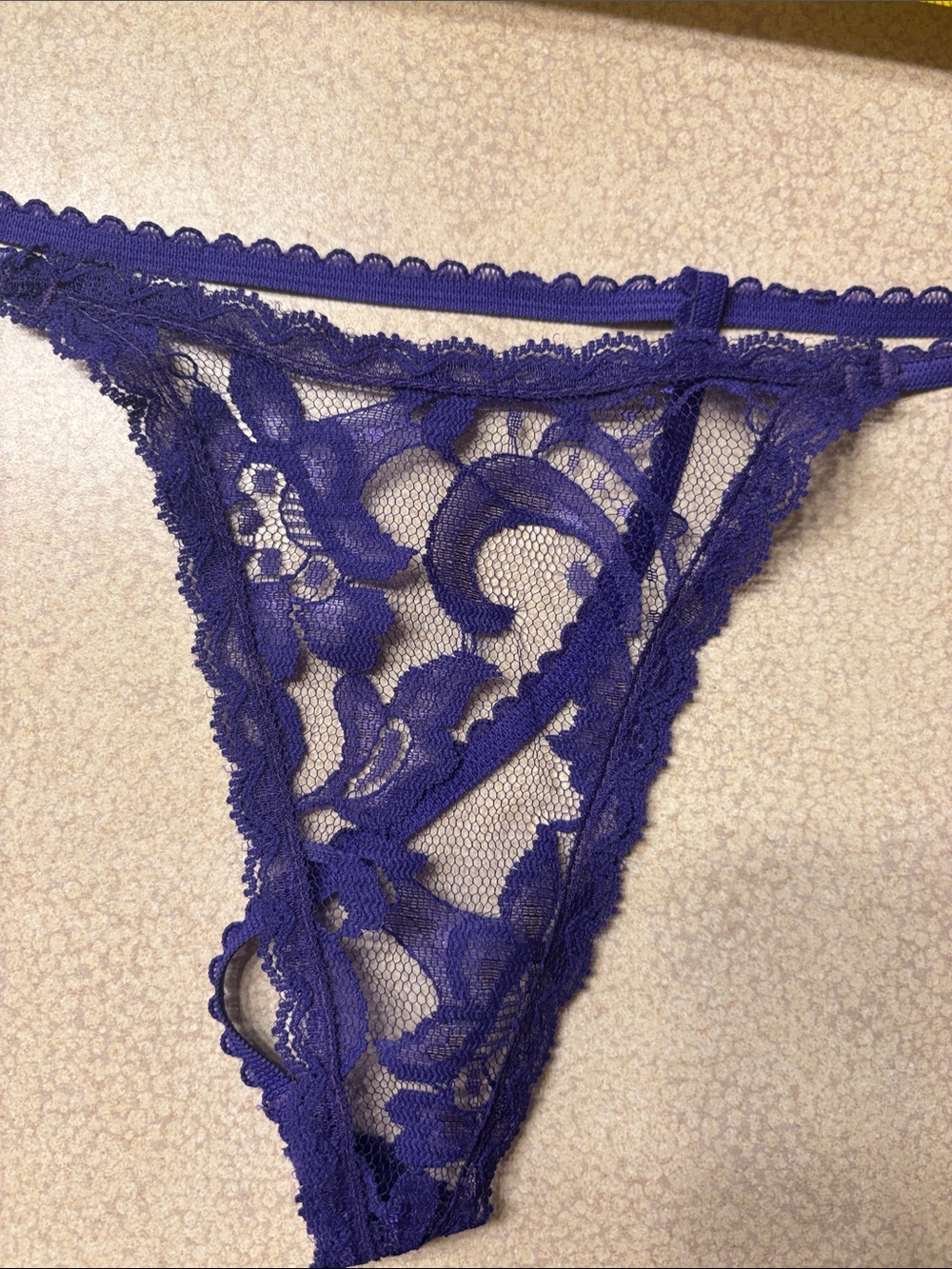 Frederick's of Hollywood Purple Lace Babydoll with Feather Trim - Picture 6 of 6